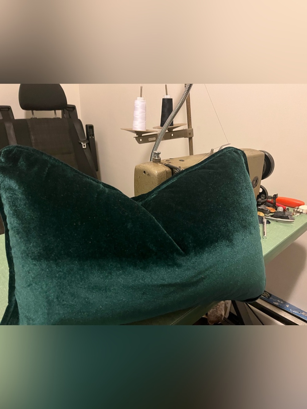 Velvet Decorative Pillow - Deep Emerald Green